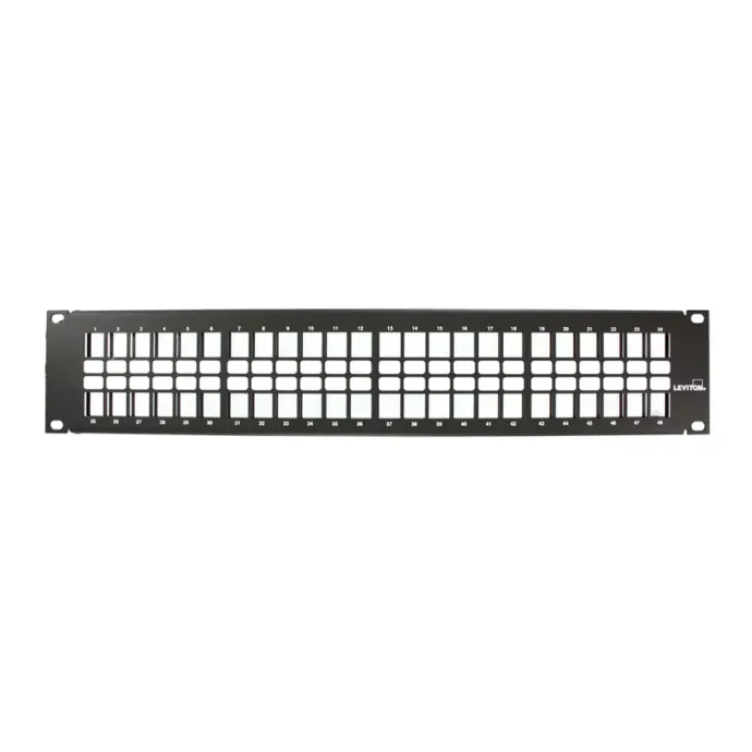 49255-H48, Panel de parcheo plano 48 puertos, para jacks QuickPort, 2UR negro.