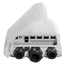 [CRS504-4XQ-OUT] CRS504-4XQ-OUT, Switch exteriores CPU 650MHz, 128MB RAM, 1 Eth 10/100, 4 QSFP28 100G, CD jack y 802.3bt PoE-in, RouterOS